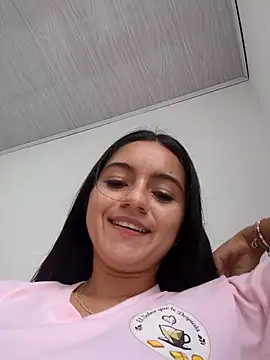 DulceCaroX online show from June 2026 09:48:01 PM