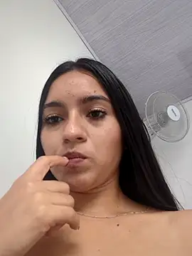 DulceCaroX online show from July 2026 02:12:02 PM