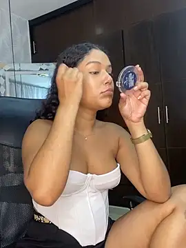 Miaafoxx   online show from March 2026 07:41:01 PM