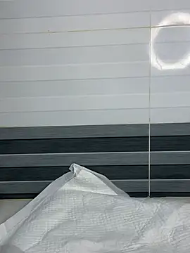 Aley-yy online show from February 2026 04:08:01 PM