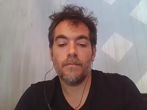 Iwanttolistentoyou online show from March 2026 03:41:01 PM