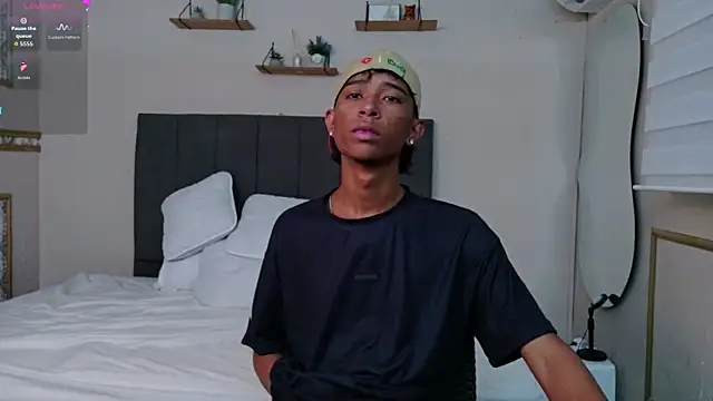 Little Twink19x online show from February 2026 11:54:02 AM