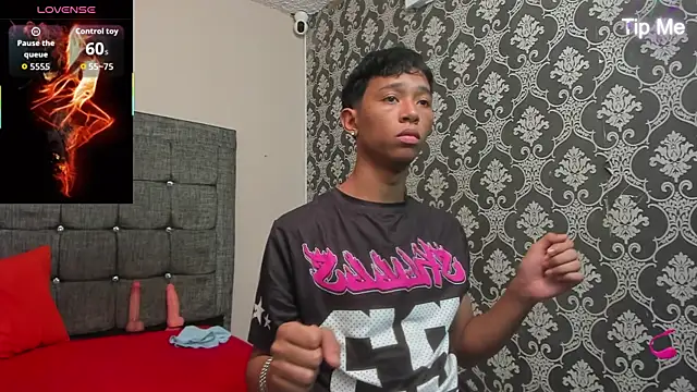 Little Twink19x online show from April 2026 07:14:01 PM