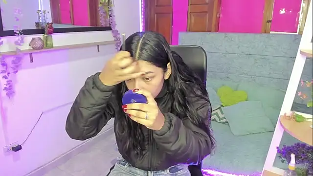 Aysha winxs online show from March 2026 03:22:02 AM