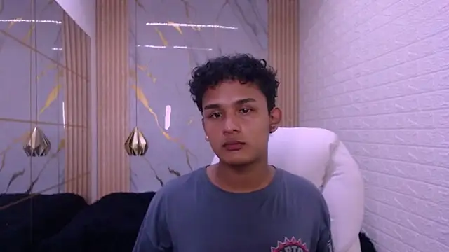 velvet o online show from February 2026 03:26:01 AM