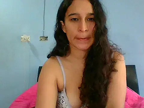 Snapshot of scarlettscottx_ chatting on April 2026 07:16:01 PM scarlettscottx online show from April 2026 07:16:01 PM