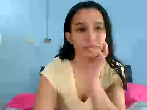 Snapshot of scarlettscottx_ chatting on May 2026 06:46:02 PM scarlettscottx online show from May 2026 06:46:02 PM