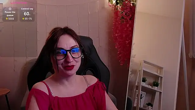 AlexaVitton online show from March 2026 08:32:02 AM