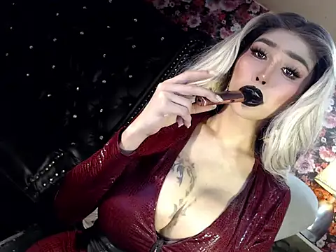 Snapshot of goddesspakshit chatting on June 2026 04:14:02 AM goddesspakshit online show from June 2026 04:14:02 AM