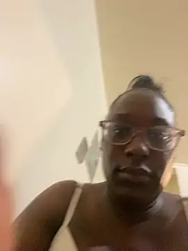 Sinfulwaterfalls online show from April 2026 10:56:02 PM