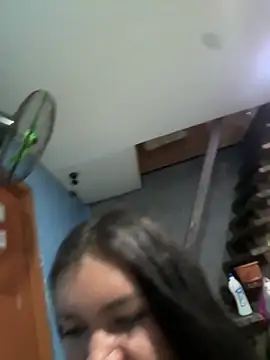 FranciaMoan online show from April 2026 03:58:02 PM