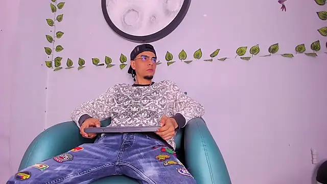 Endrick-23 online show from March 2026 03:45:01 AM