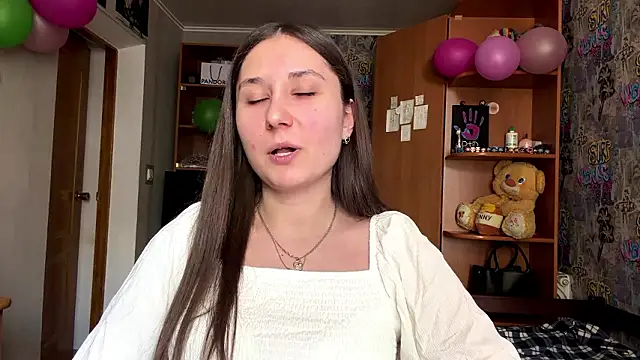 poly princess online show from March 2026 12:19:01 PM