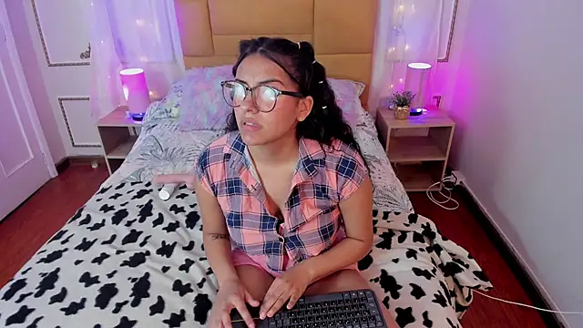 VioletaVix online show from March 2026 03:24:01 AM