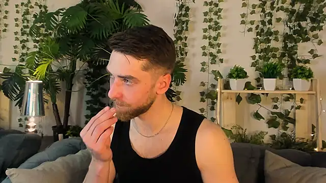 Dexter Raze online show from March 2026 11:17:01 PM