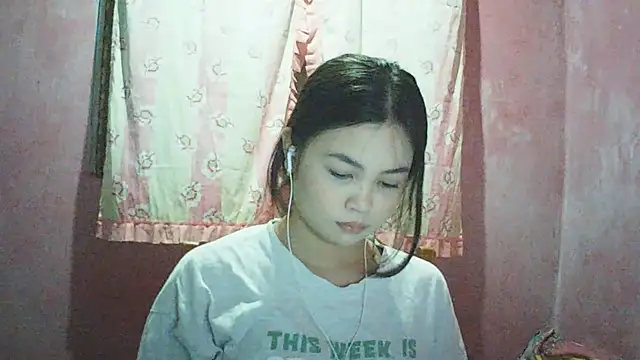 DessertFlower online show from March 2026 02:39:02 AM