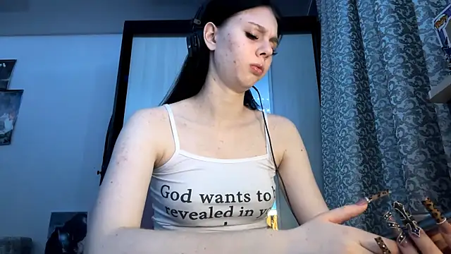 SaraDebey online show from February 2026 09:35:02 PM