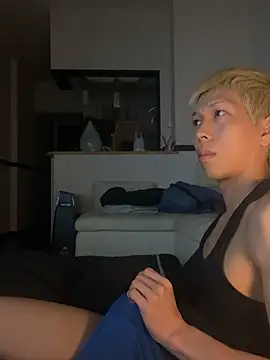 Yumemiru-k online show from May 2026 04:34:01 PM