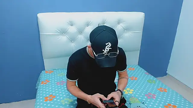 Snapshot of masterboyx chatting on February 2026 03:12:01 PM masterboyx online show from February 2026 03:12:01 PM