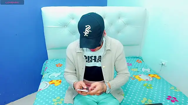 Snapshot of masterboyx chatting on February 2026 03:24:02 PM masterboyx online show from February 2026 03:24:02 PM