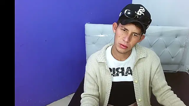 Snapshot of masterboyx chatting on February 2026 03:01:01 PM masterboyx online show from February 2026 03:01:01 PM