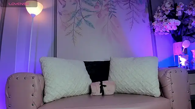 Eimy grey4u online show from April 2026 03:12:01 AM