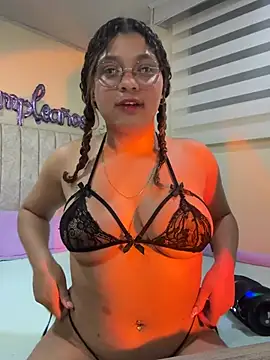 Snapshot of KendyLove_ chatting on July 2026 07:06:02 AM KendyLove online show from July 2026 07:06:02 AM