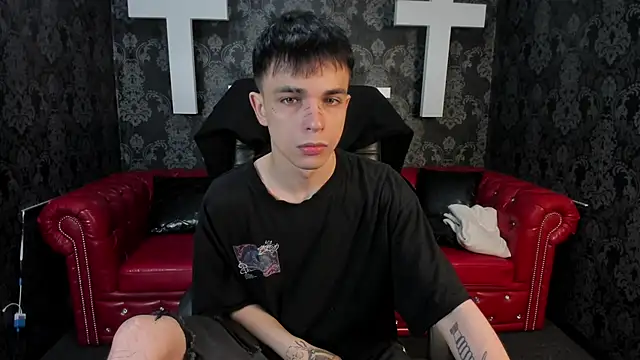 ClarkBev online show from April 2026 06:36:01 AM