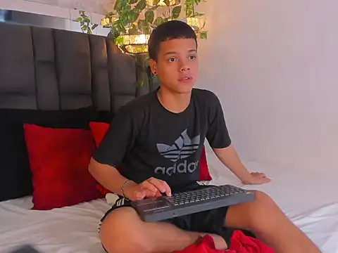 PATRIICKMILLER online show from February 2026 03:22:01 PM