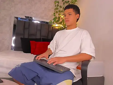 PATRIICKMILLER online show from March 2026 03:07:02 PM