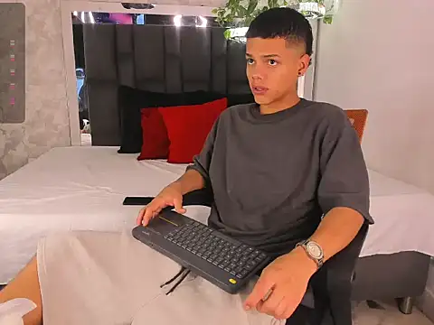 PATRIICKMILLER online show from March 2026 03:08:01 PM