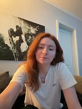 HoneyBunny18 online show from February 2026 05:22:02 PM