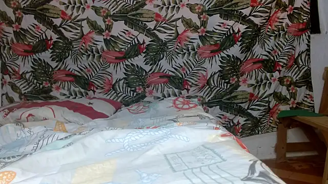 smallvioleta69 online show from March 2026 06:47:02 PM