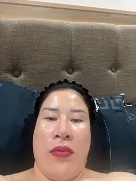 Halyken online show from March 2026 05:31:01 PM