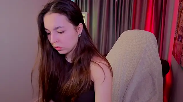 BellaThery online show from July 2026 04:48:01 AM