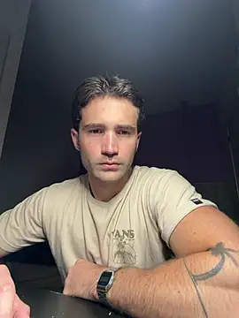 Snapshot of dimitri25987 chatting on June 2026 08:24:02 AM dimitri25987 online show from June 2026 08:24:02 AM