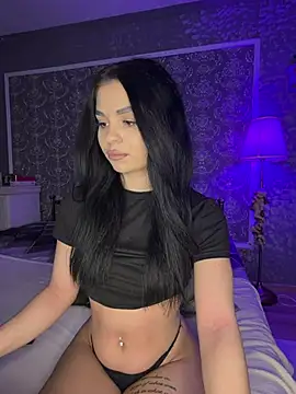 Olivia Noor online show from April 2026 12:41:01 AM