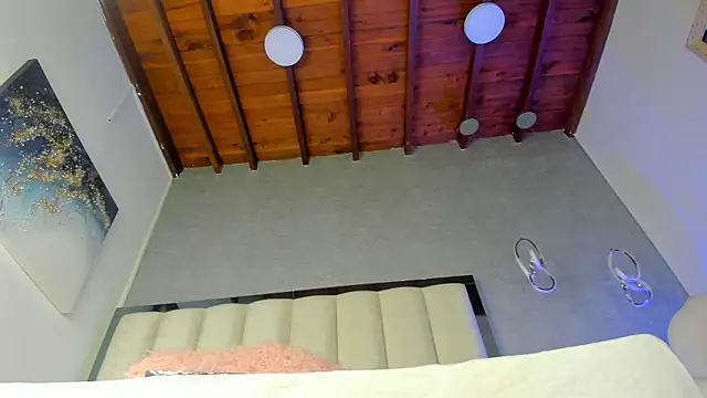 Ambarr Moon  online show from March 2026 07:32:02 PM