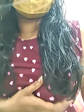 Shaliniqueen online show from April 2026 08:03:01 AM