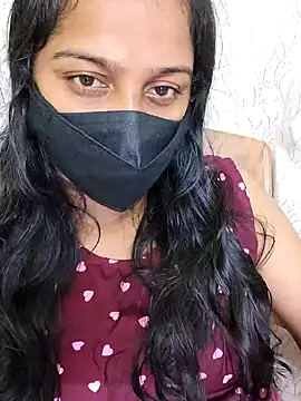 Shaliniqueen online show from June 2026 12:42:02 PM