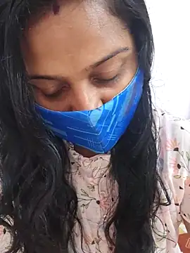 Shaliniqueen online show from June 2026 06:29:02 AM