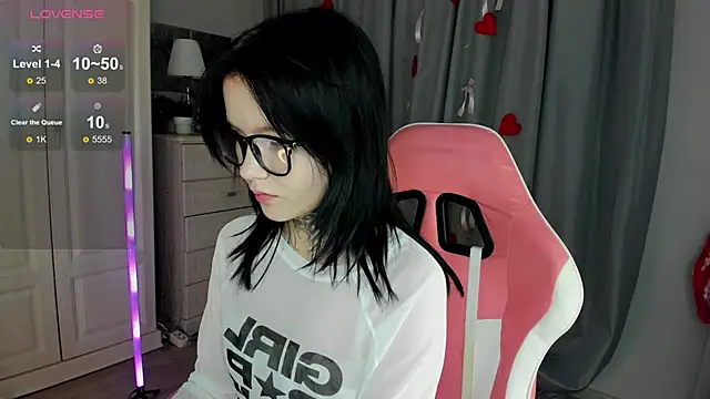 KrissyRied online show from March 2026 03:13:02 AM