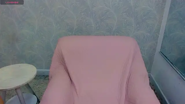 scarleth whisper online show from March 2026 01:18:01 PM