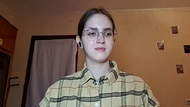 Katelemon online show from April 2026 02:55:02 PM