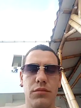  henao cristian  online show from February 2026 02:29:01 PM