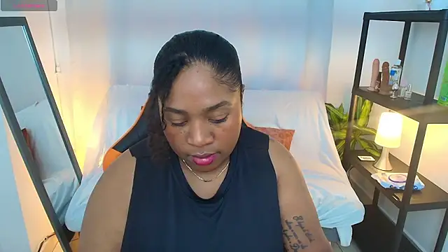 Megan-Small online show from March 2026 08:16:01 PM