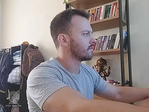 amanteloiro online show from March 2026 02:01:01 PM