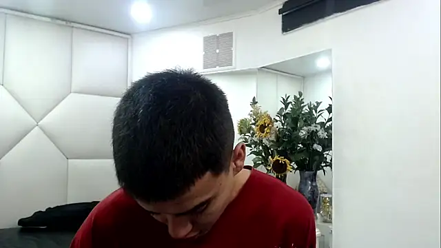 SanttiiBuck online show from February 2026 01:09:02 PM