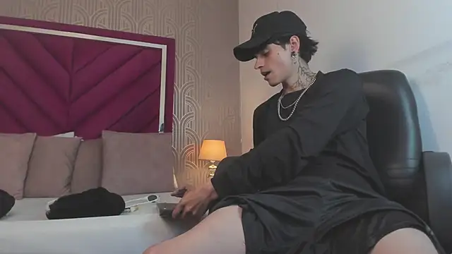 Dominic Foxx online show from February 2026 08:40:02 PM