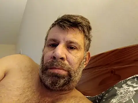 stud2512 online show from April 2026 06:18:01 AM